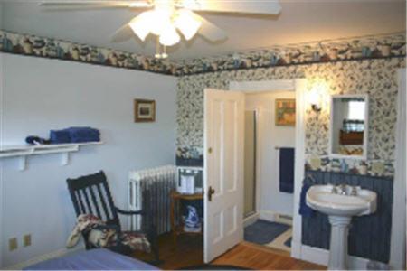 The Young House Bed And Breakfast Millinocket Room photo